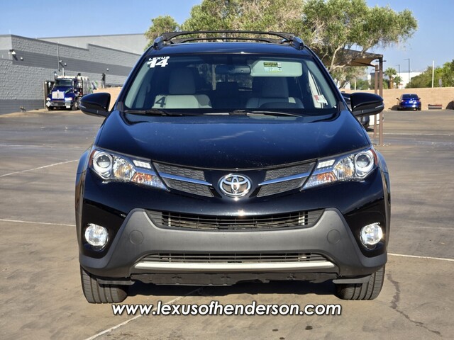 Vehicle image 2 of 34