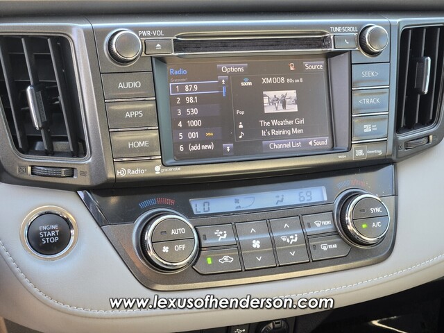 Vehicle image 24 of 34
