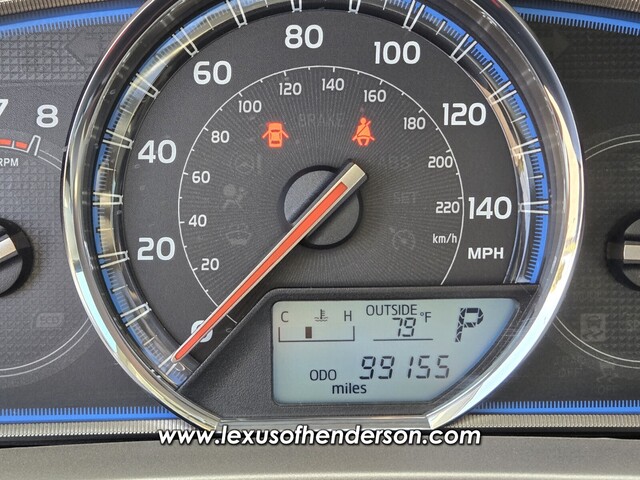 Vehicle image 31 of 34