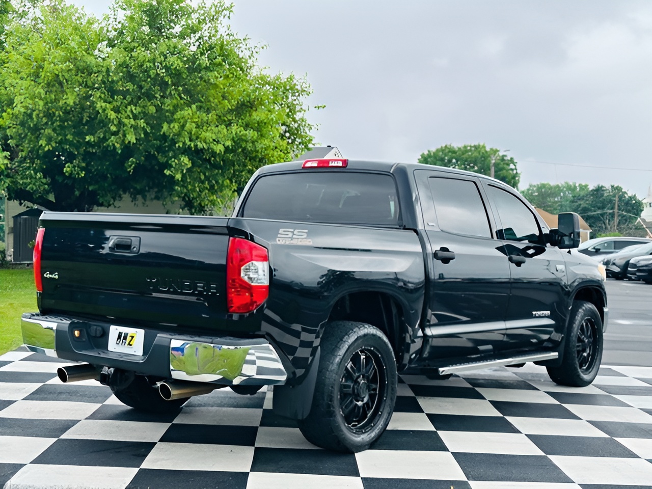 Vehicle image 53 of 55
