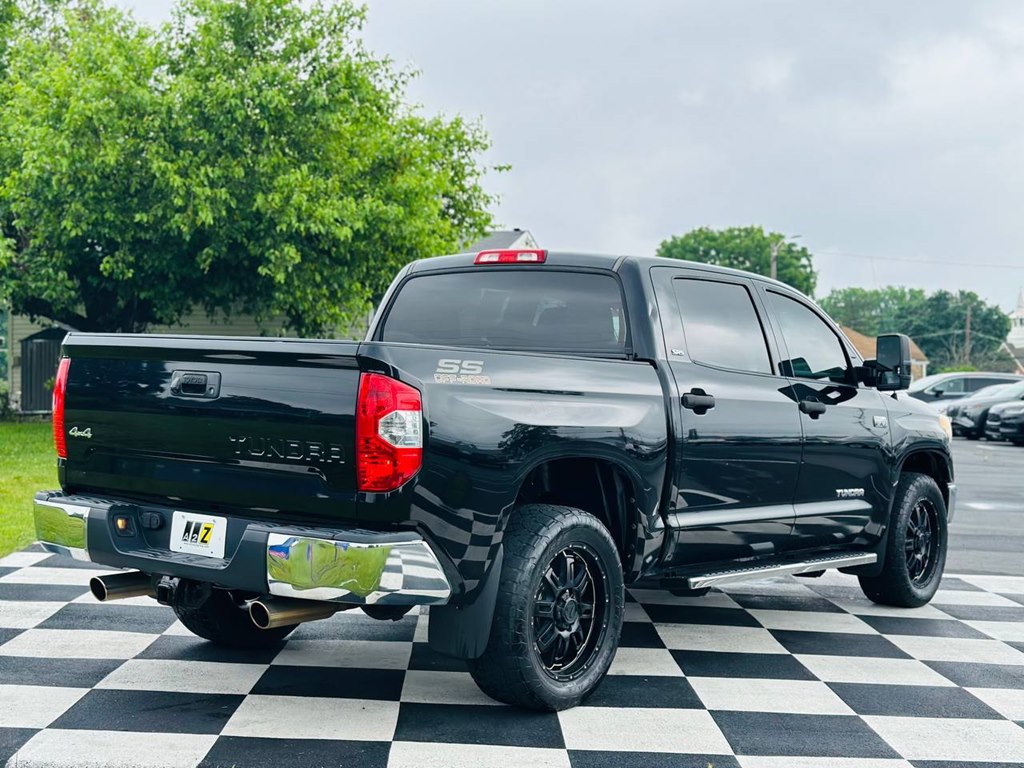 Vehicle image 7 of 55