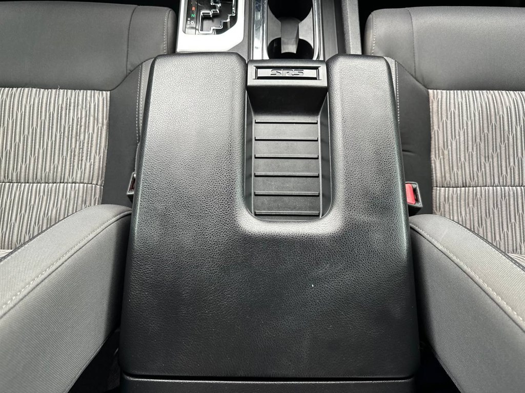 Vehicle image 32 of 55