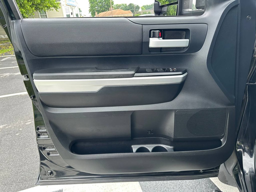 Vehicle image 15 of 55