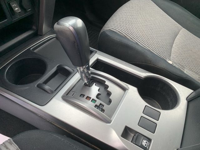 Vehicle image 27 of 38