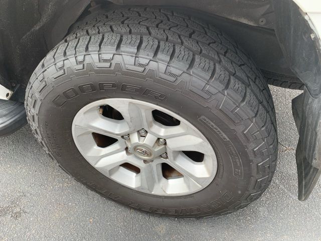 Vehicle image 15 of 38
