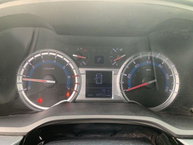 Vehicle image 24 of 38