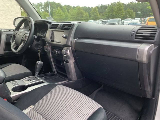 Vehicle image 37 of 38