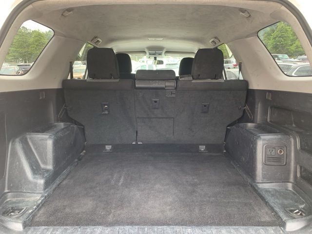 Vehicle image 14 of 38