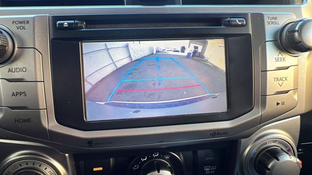 Vehicle image 21 of 35