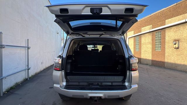 Vehicle image 9 of 35