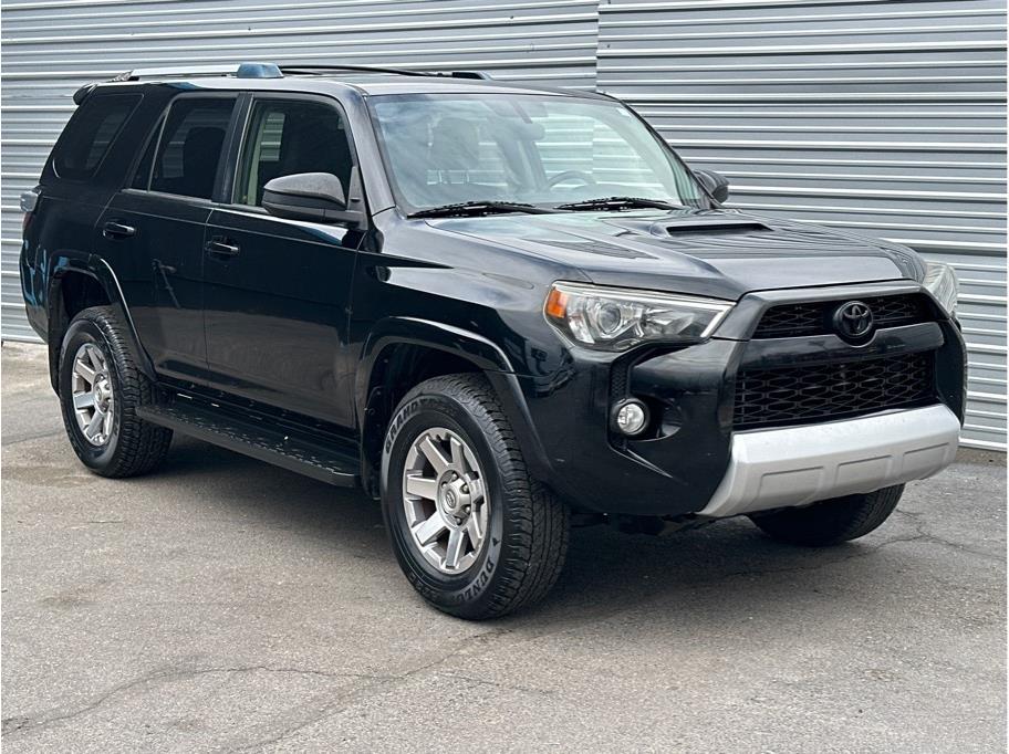 Vehicle image 3 of 27
