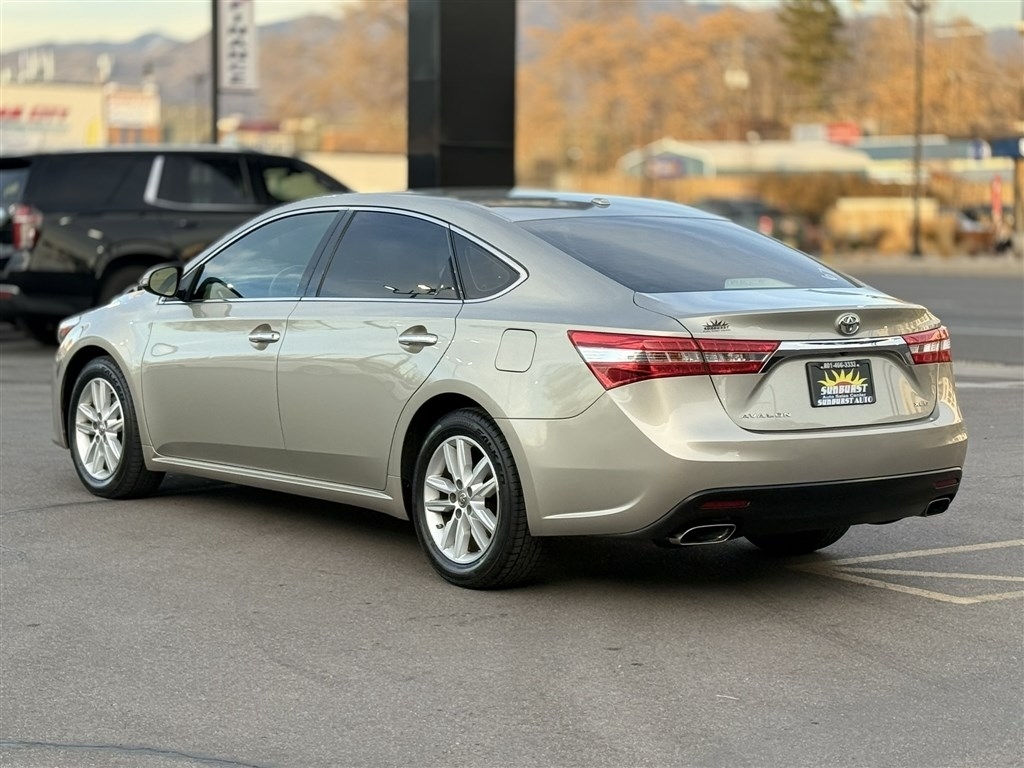 2014 Toyota Avalon XLE Premium Image 7 of 37