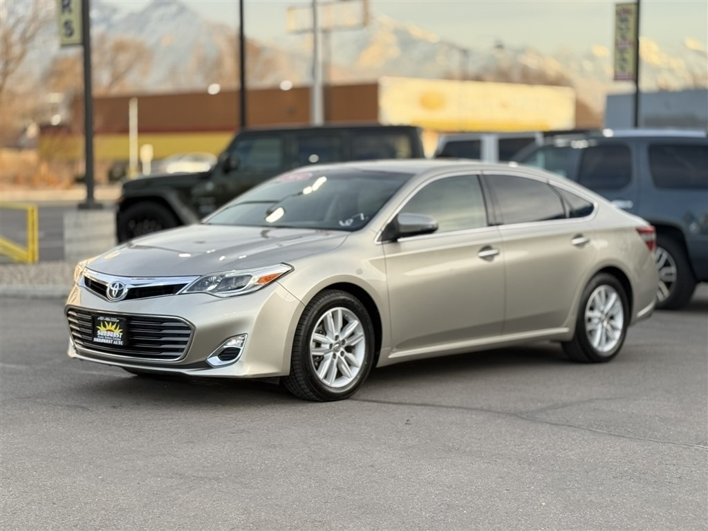 2014 Toyota Avalon XLE Premium Image 1 of 37