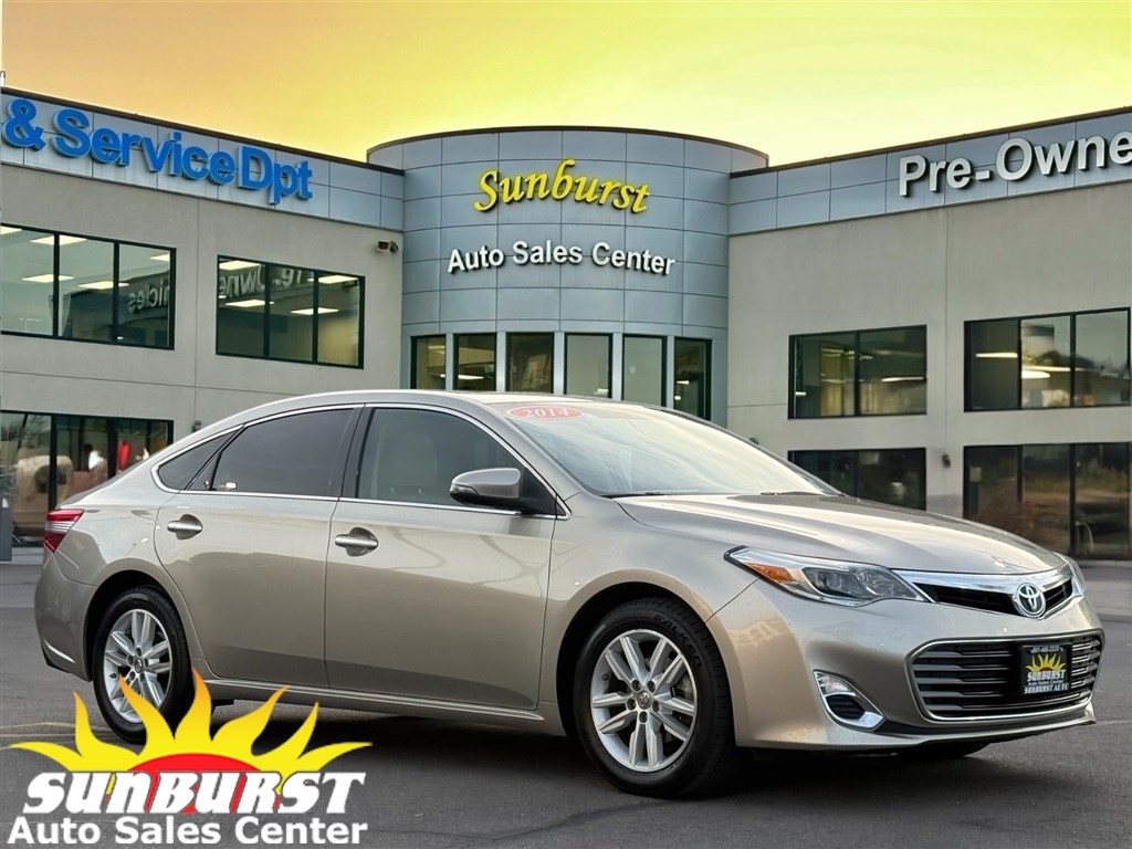 2014 Toyota Avalon XLE Premium Image 3 of 37