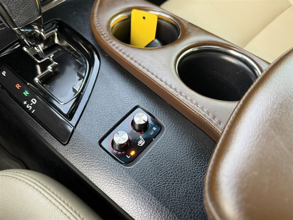 2014 Toyota Avalon XLE Premium Image 33 of 37