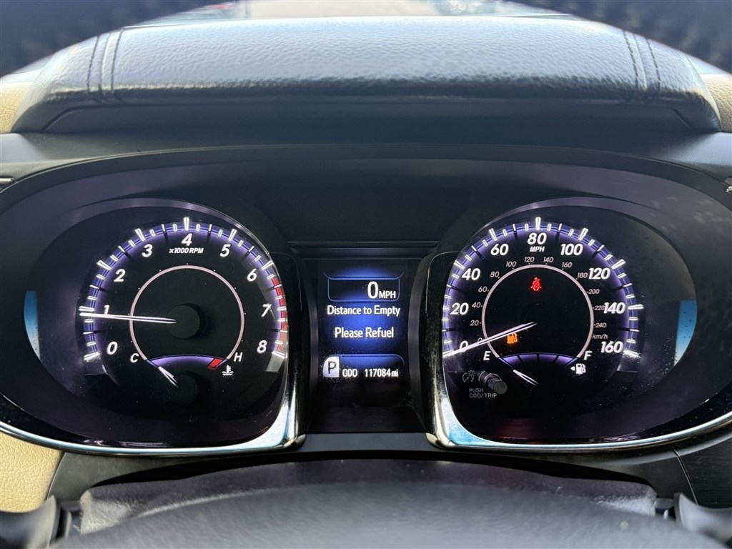 2014 Toyota Avalon XLE Premium Image 21 of 37