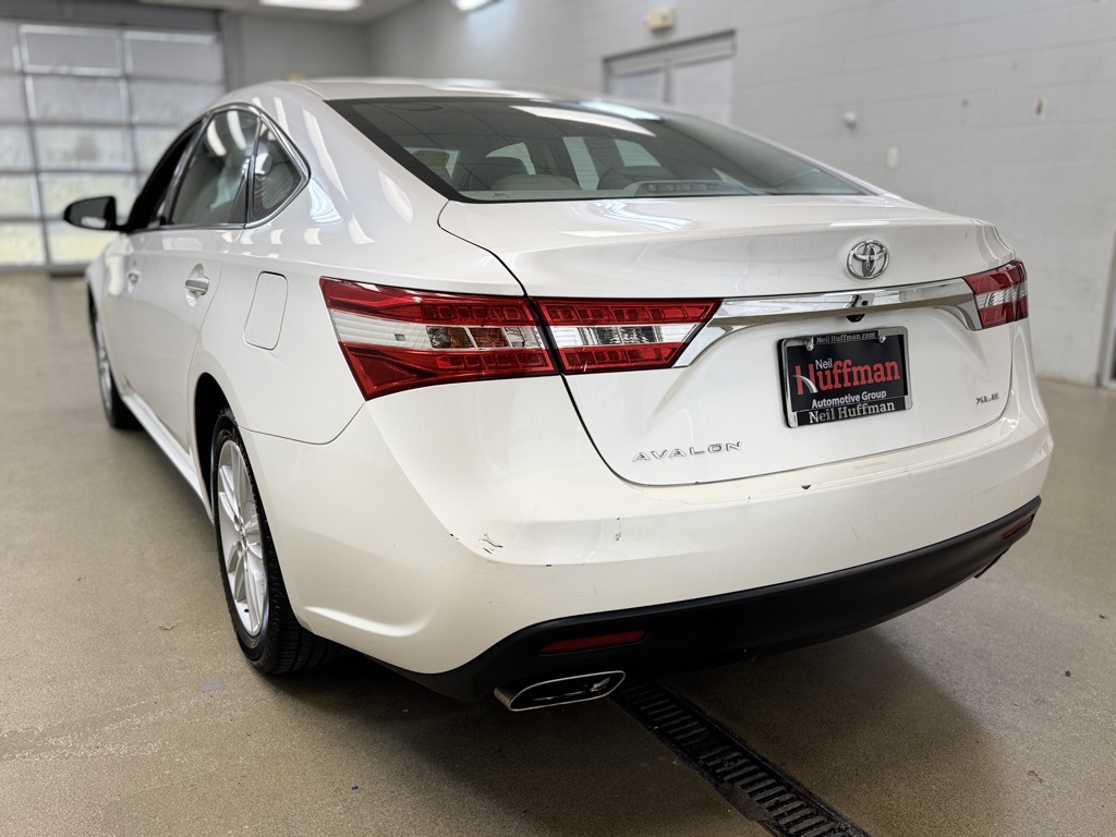 Vehicle image 6 of 35
