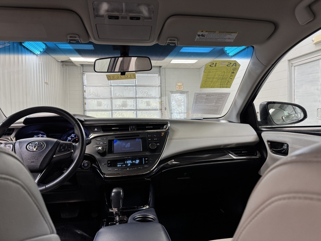 Vehicle image 19 of 35