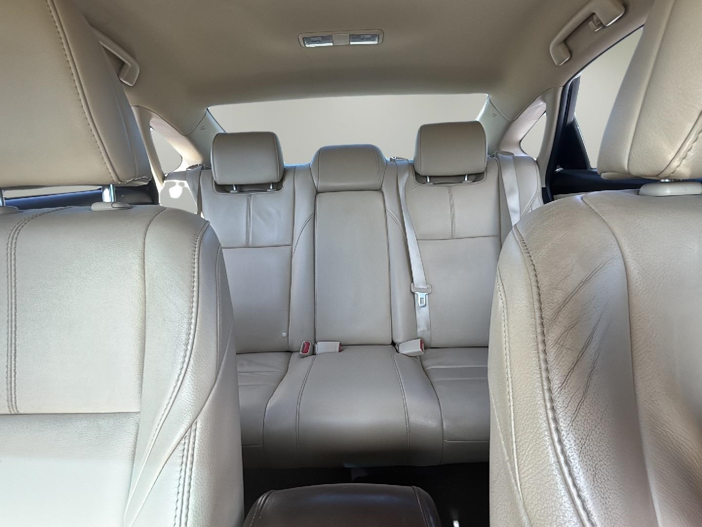 Vehicle image 12 of 22