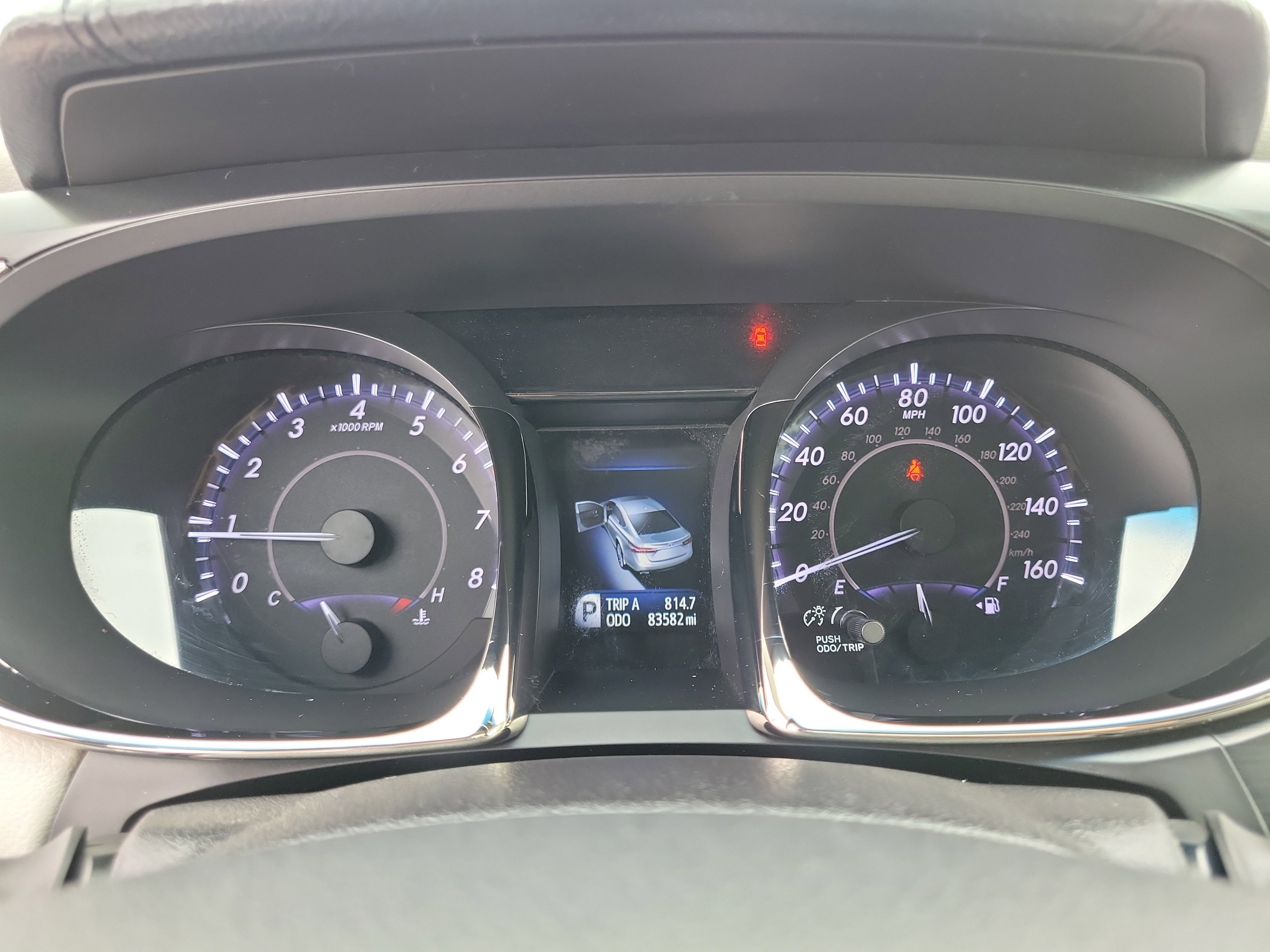 Vehicle image 24 of 30