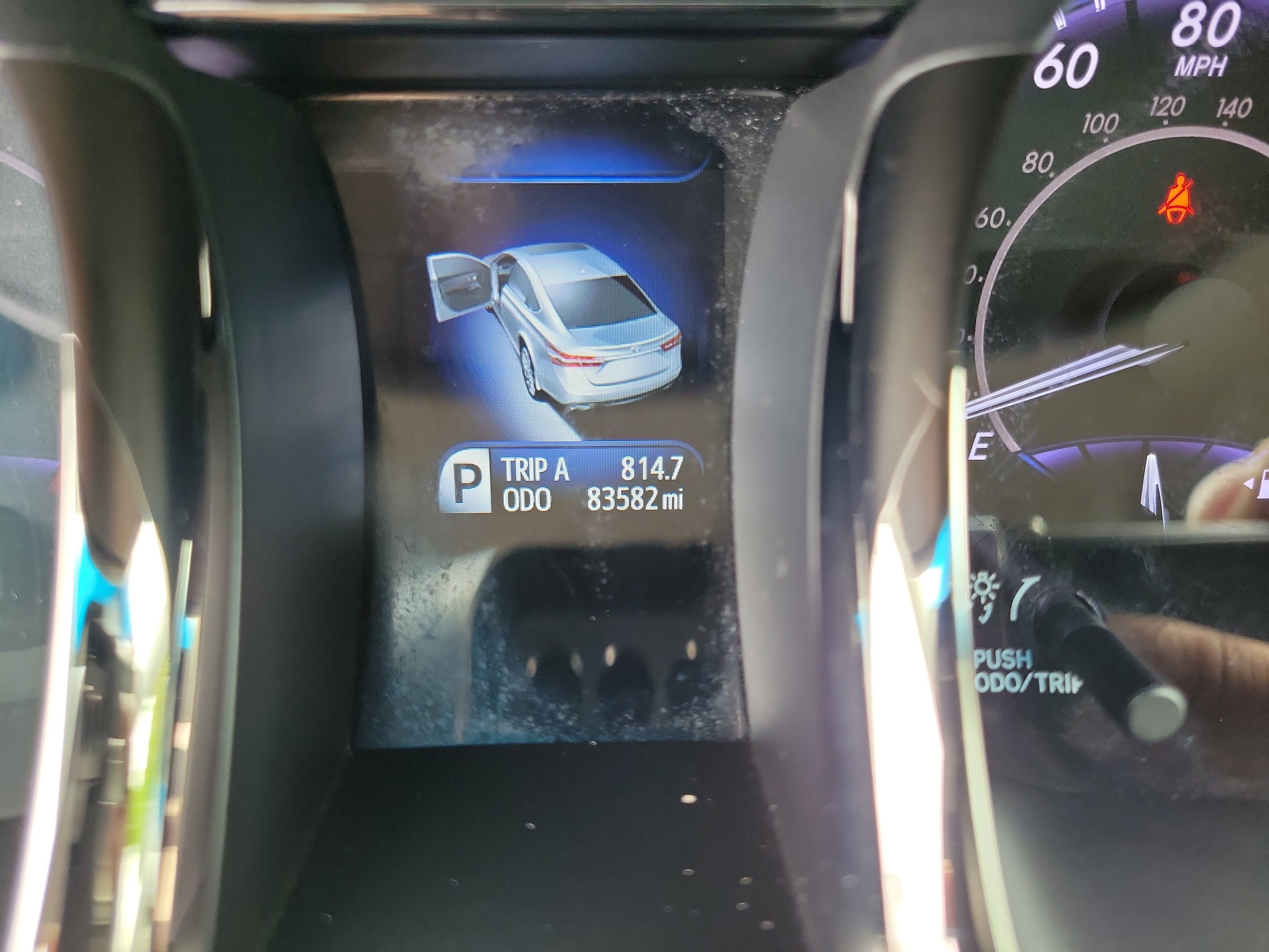 Vehicle image 25 of 30