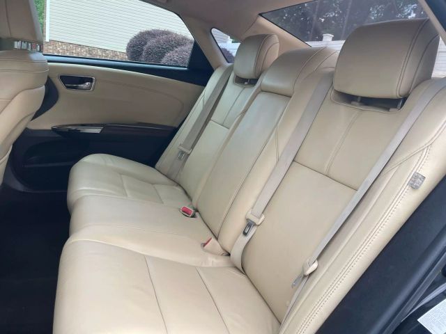 Vehicle image 11 of 20