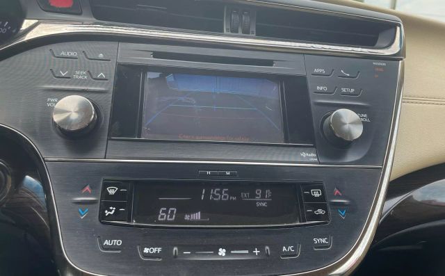 Vehicle image 19 of 20