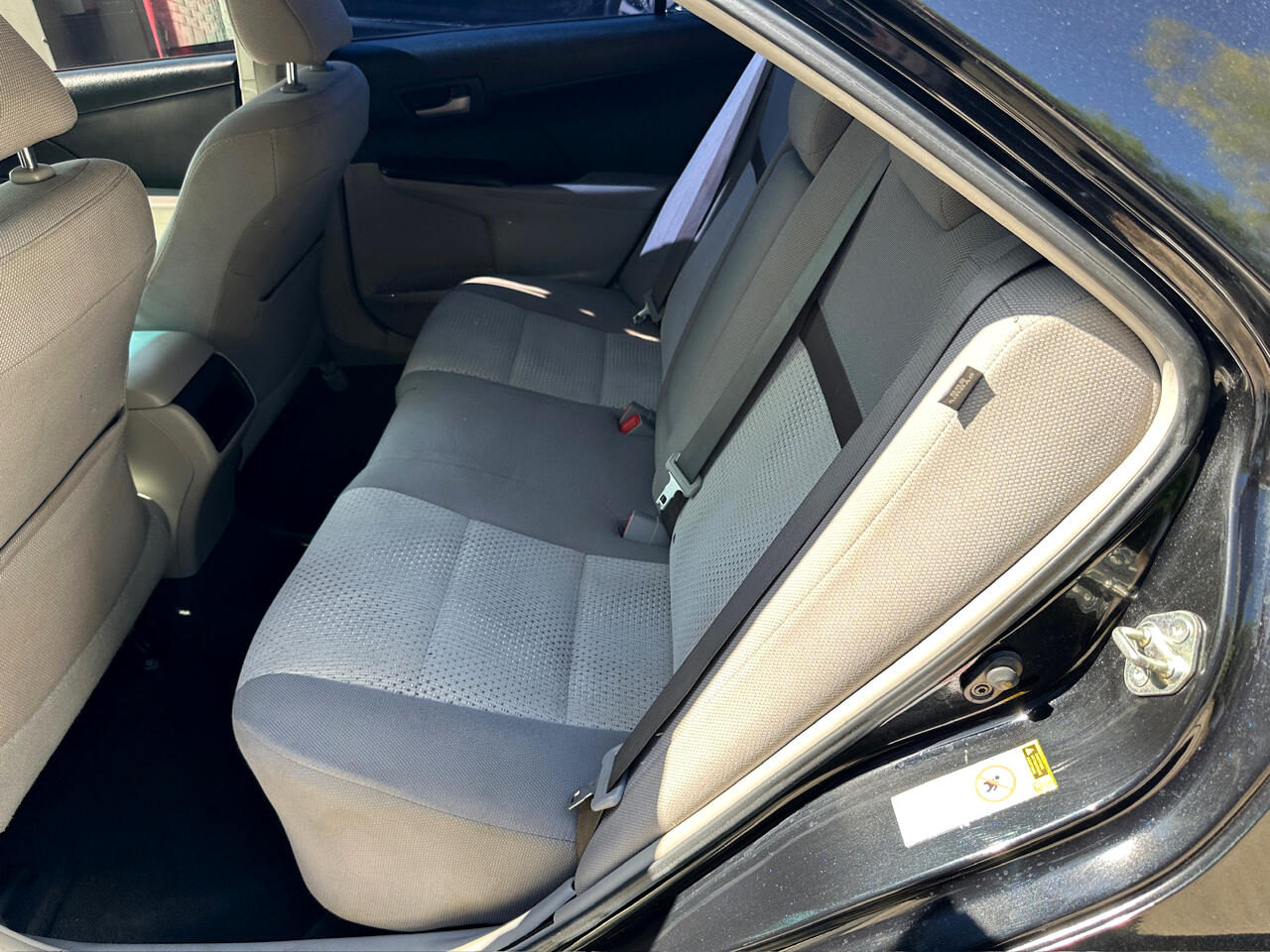 Vehicle image 24 of 40