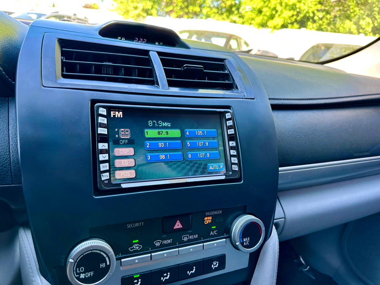 Vehicle image 31 of 40