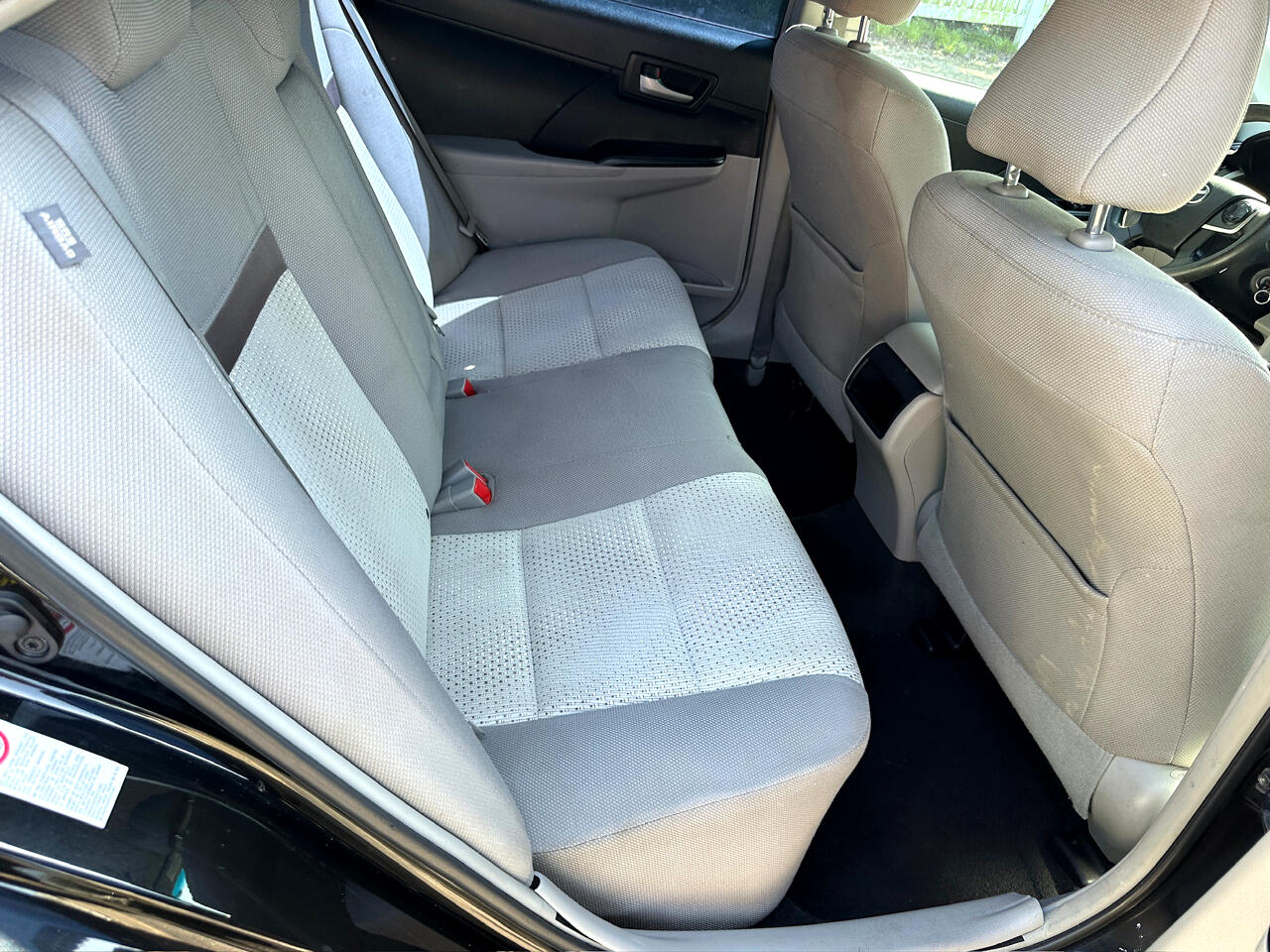 Vehicle image 23 of 40