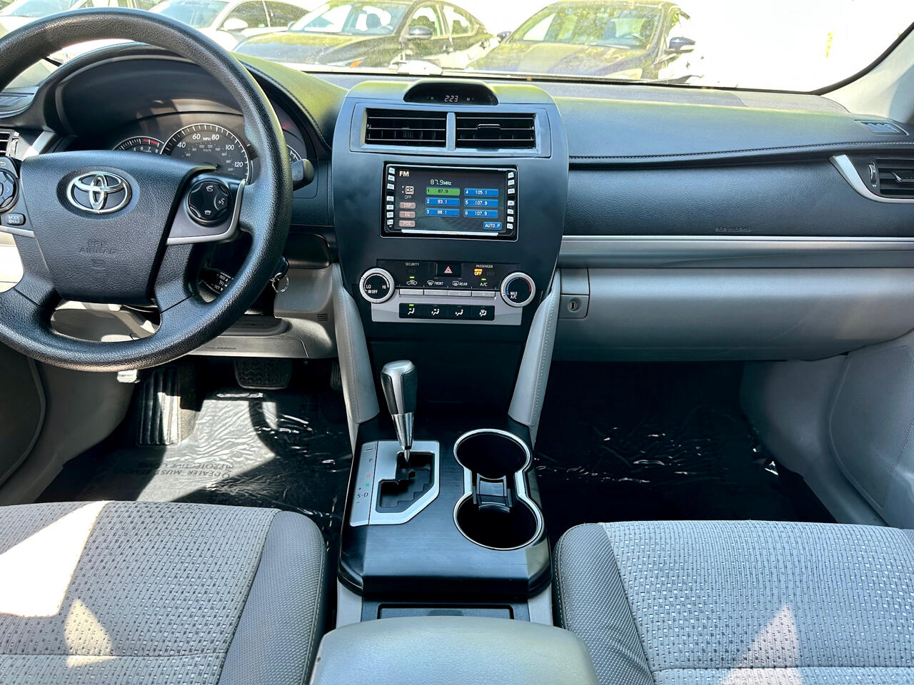 Vehicle image 13 of 40