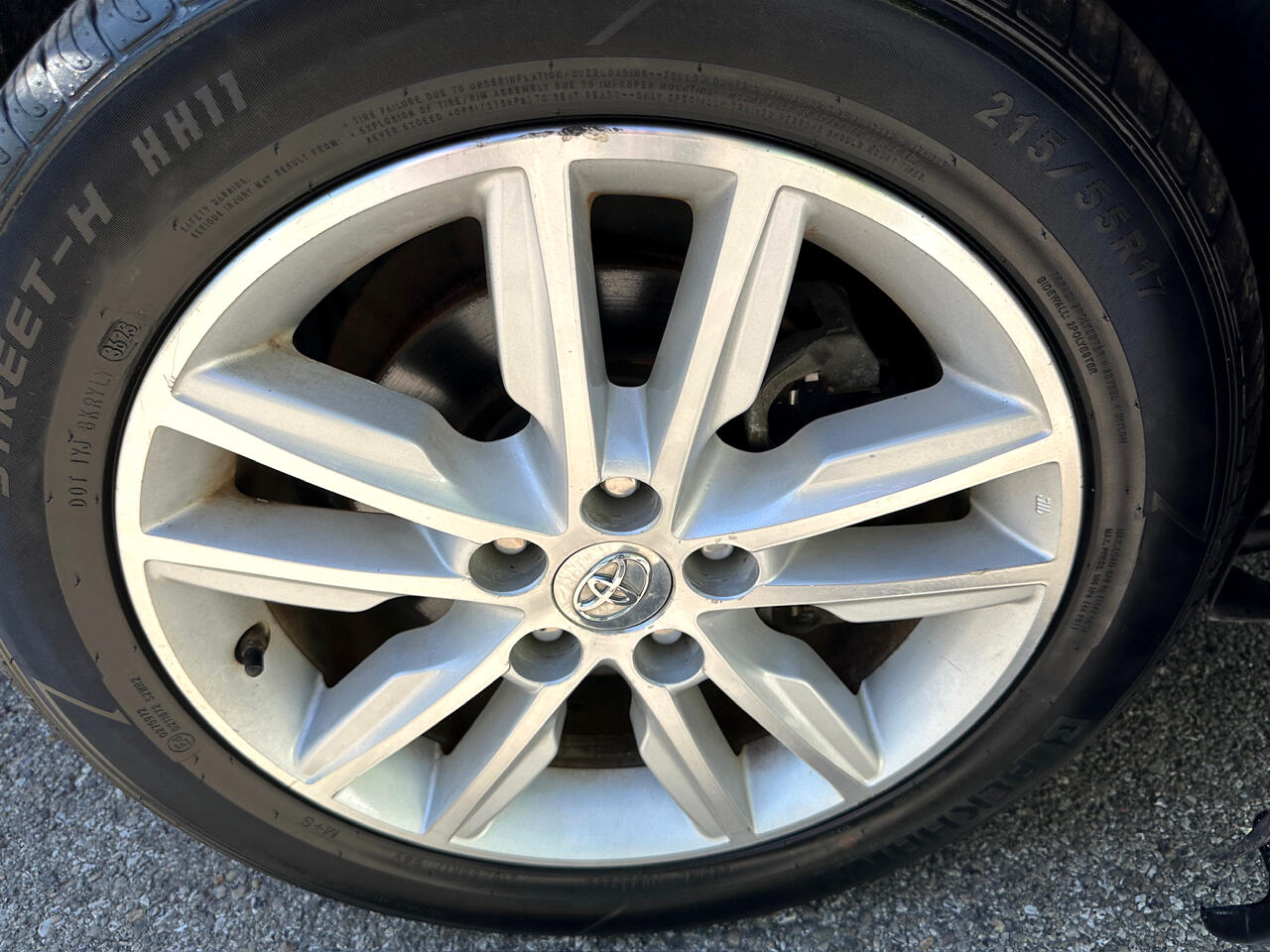 Vehicle image 36 of 40