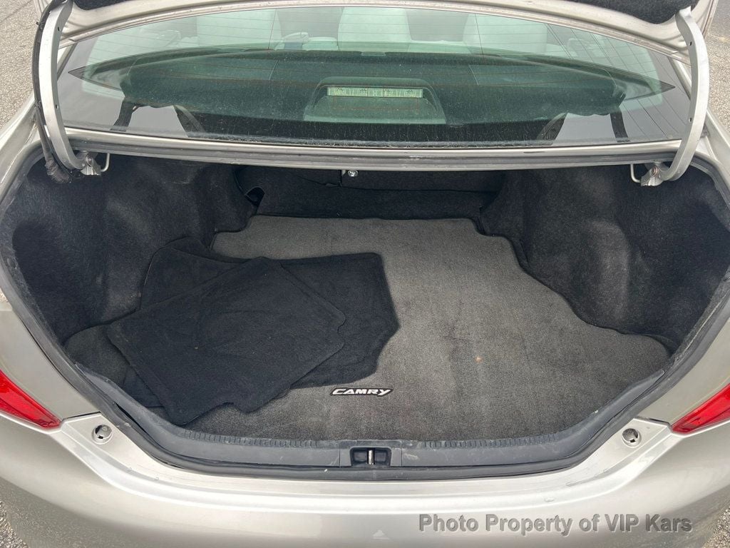 Vehicle image 12 of 13