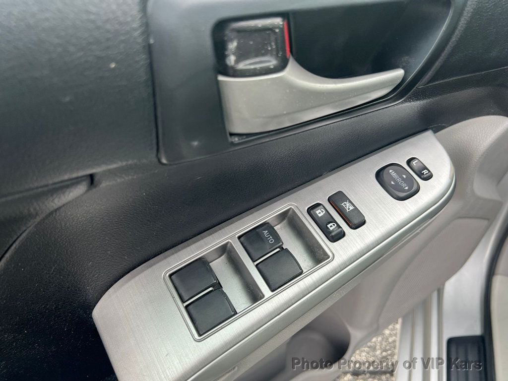 Vehicle image 7 of 13