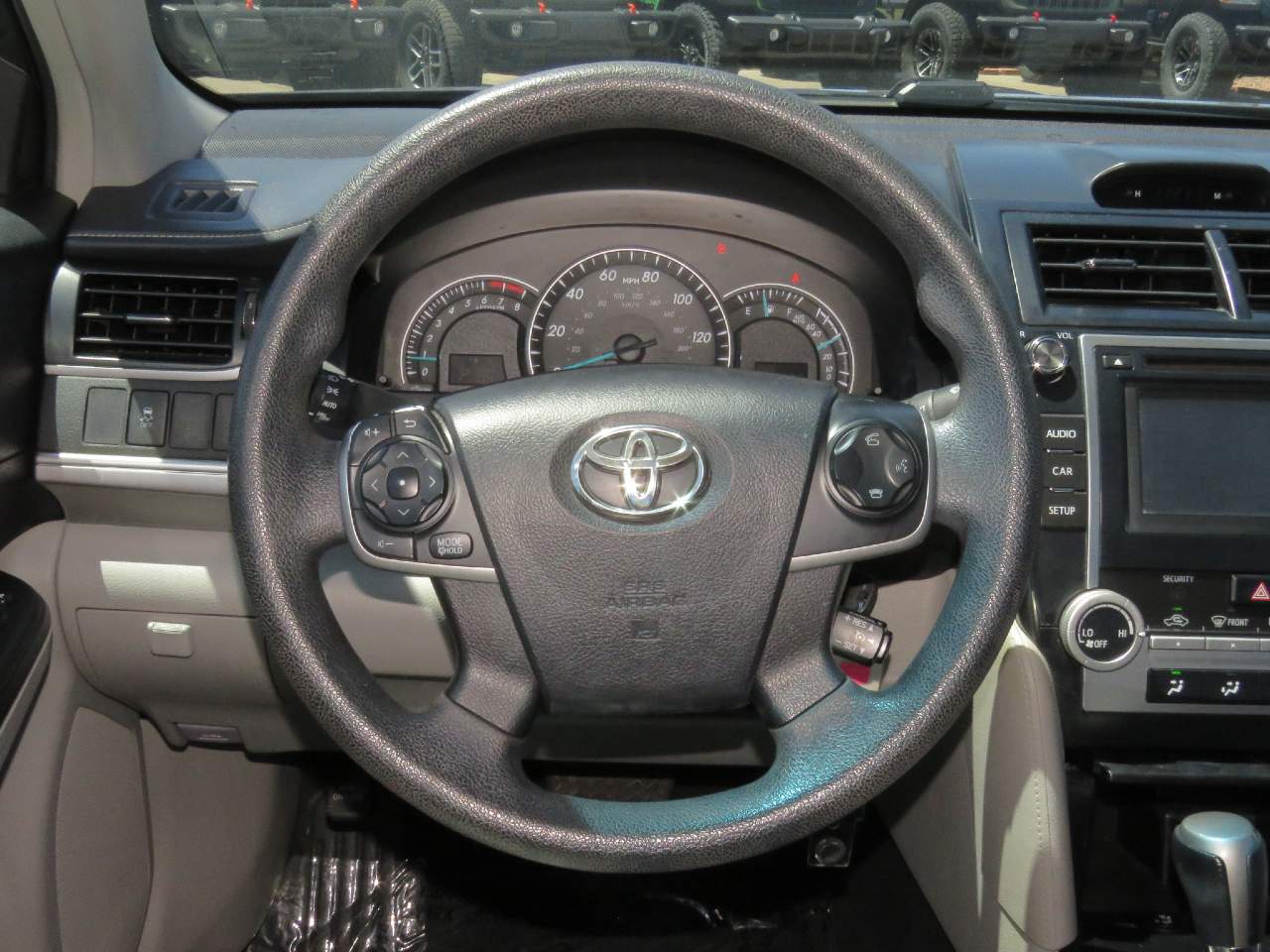 Vehicle image 20 of 21