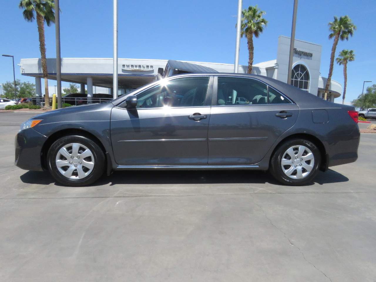 Vehicle image 6 of 21