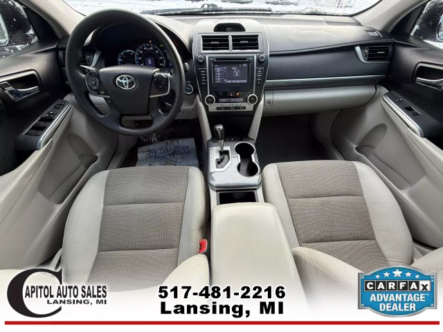 Vehicle image 9 of 32
