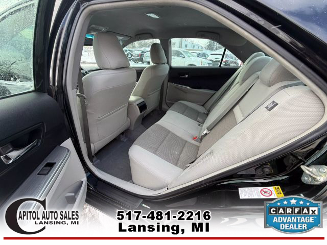 Vehicle image 15 of 32