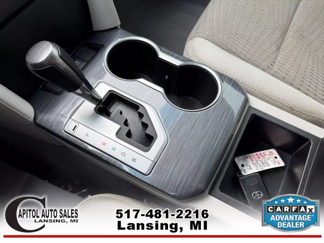 Vehicle image 25 of 32