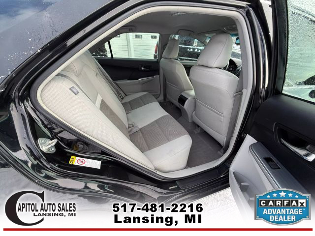 Vehicle image 16 of 32