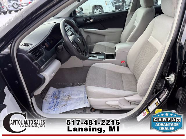 Vehicle image 12 of 32