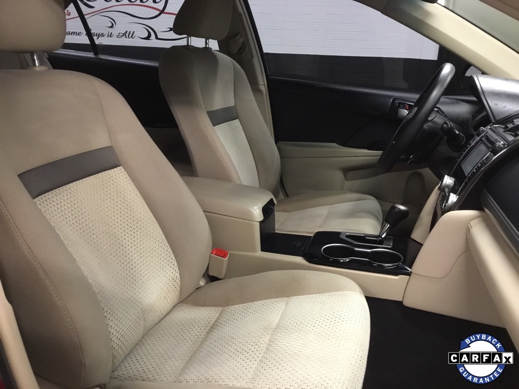 Vehicle image 41 of 50