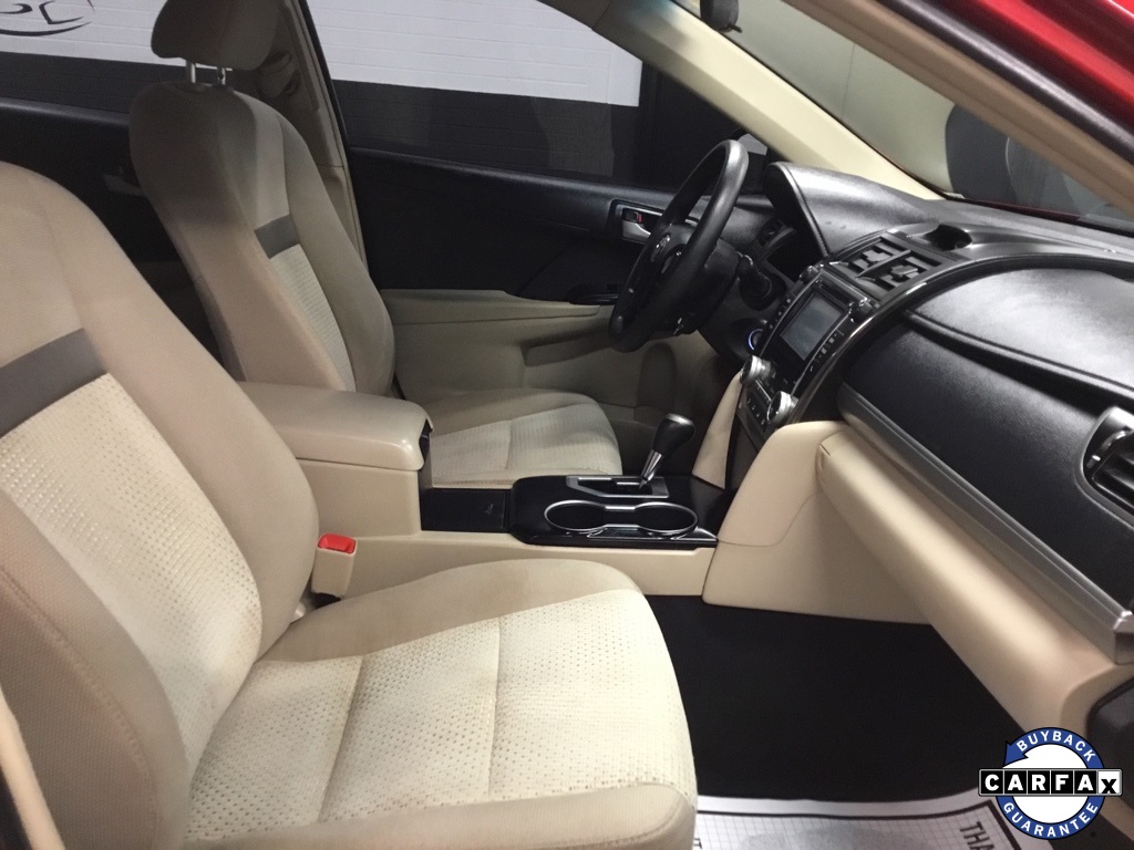 Vehicle image 36 of 50