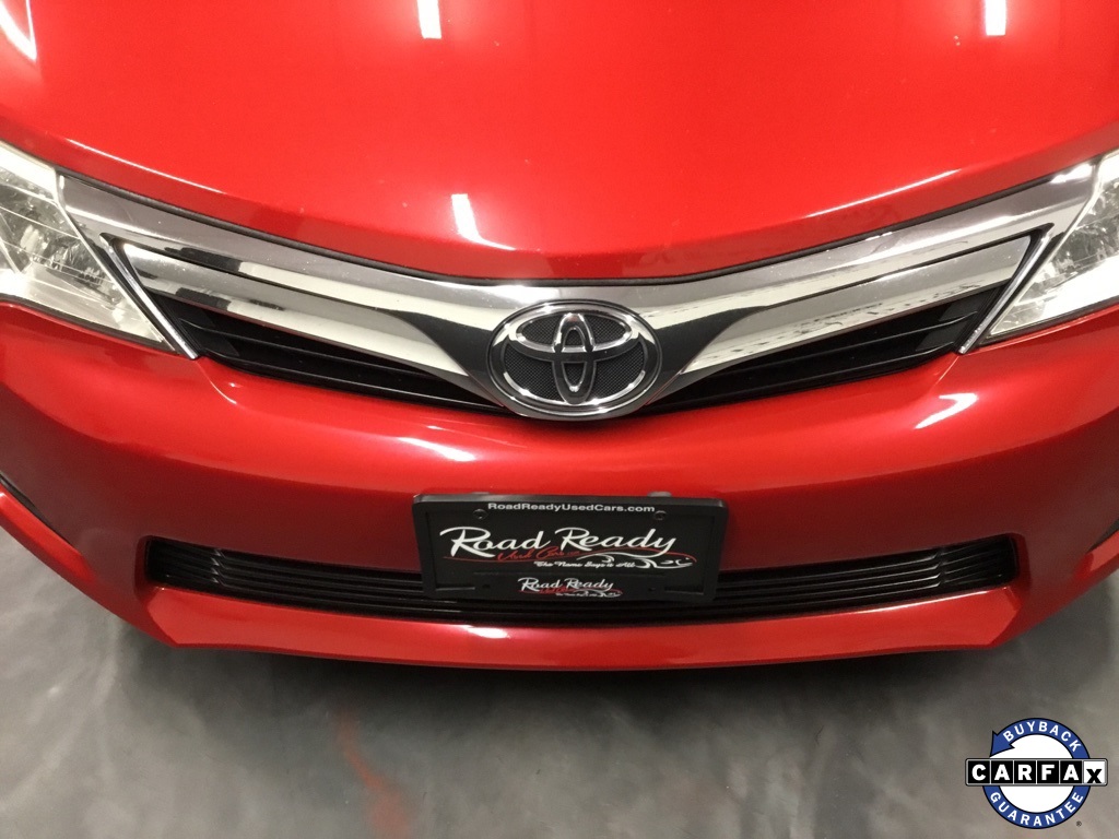 Vehicle image 18 of 50