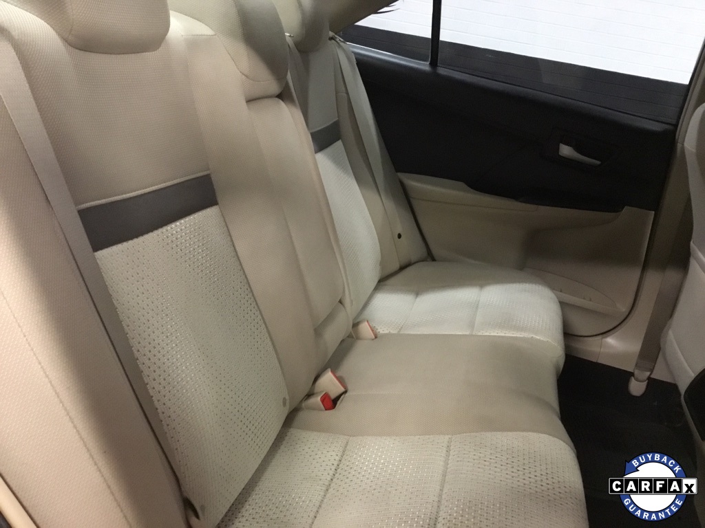 Vehicle image 34 of 50