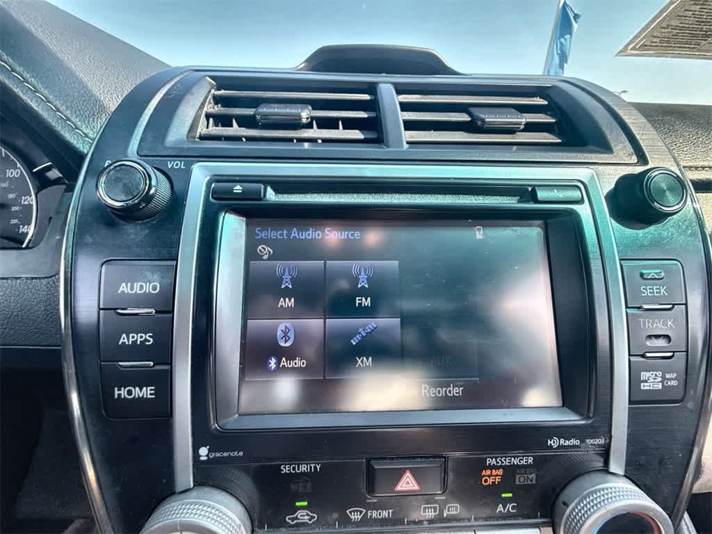 Vehicle image 27 of 35