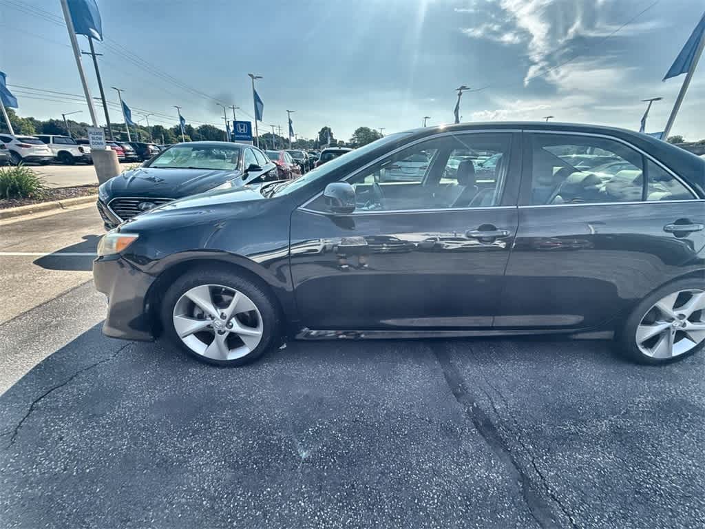 Vehicle image 8 of 35