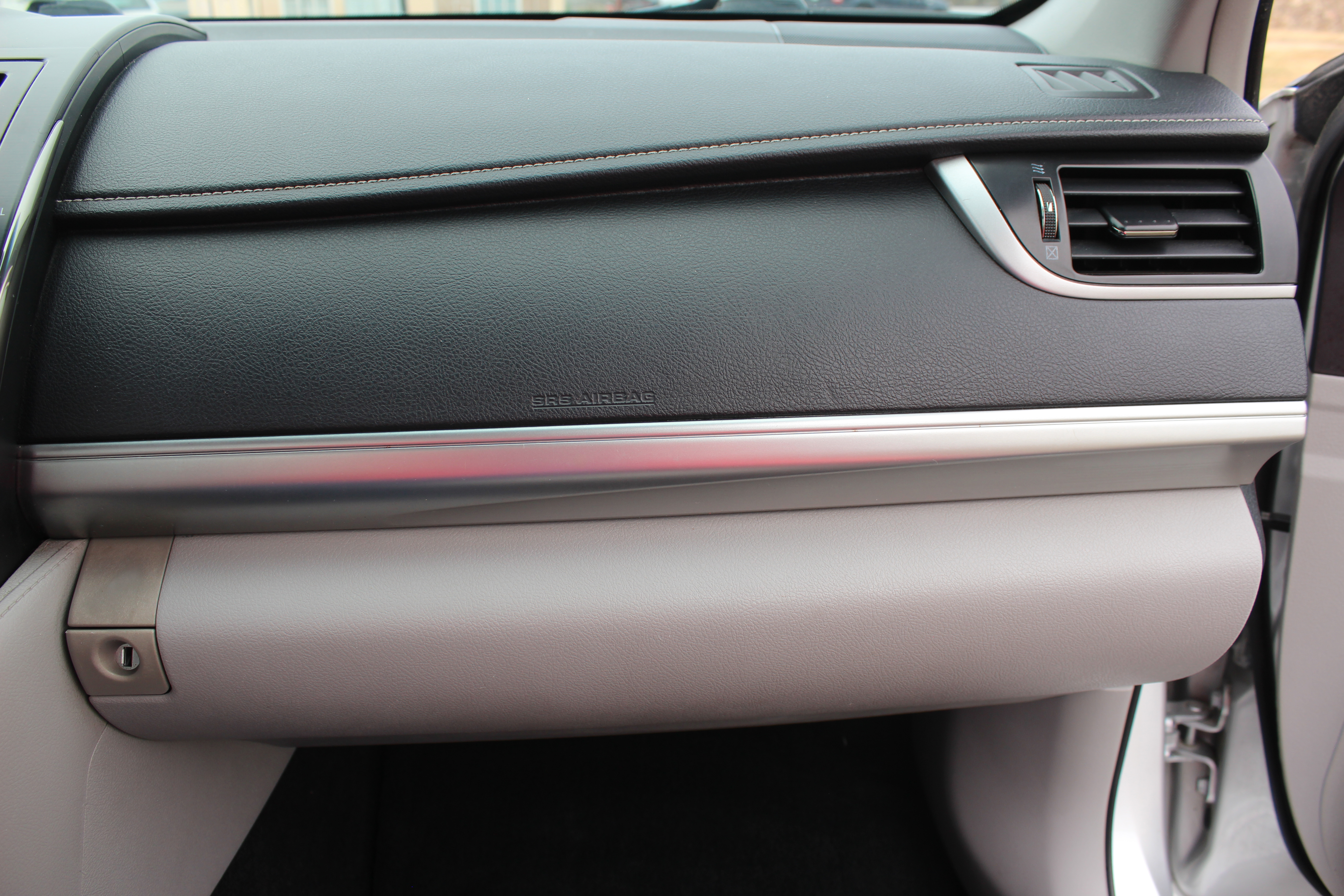 Vehicle image 44 of 52