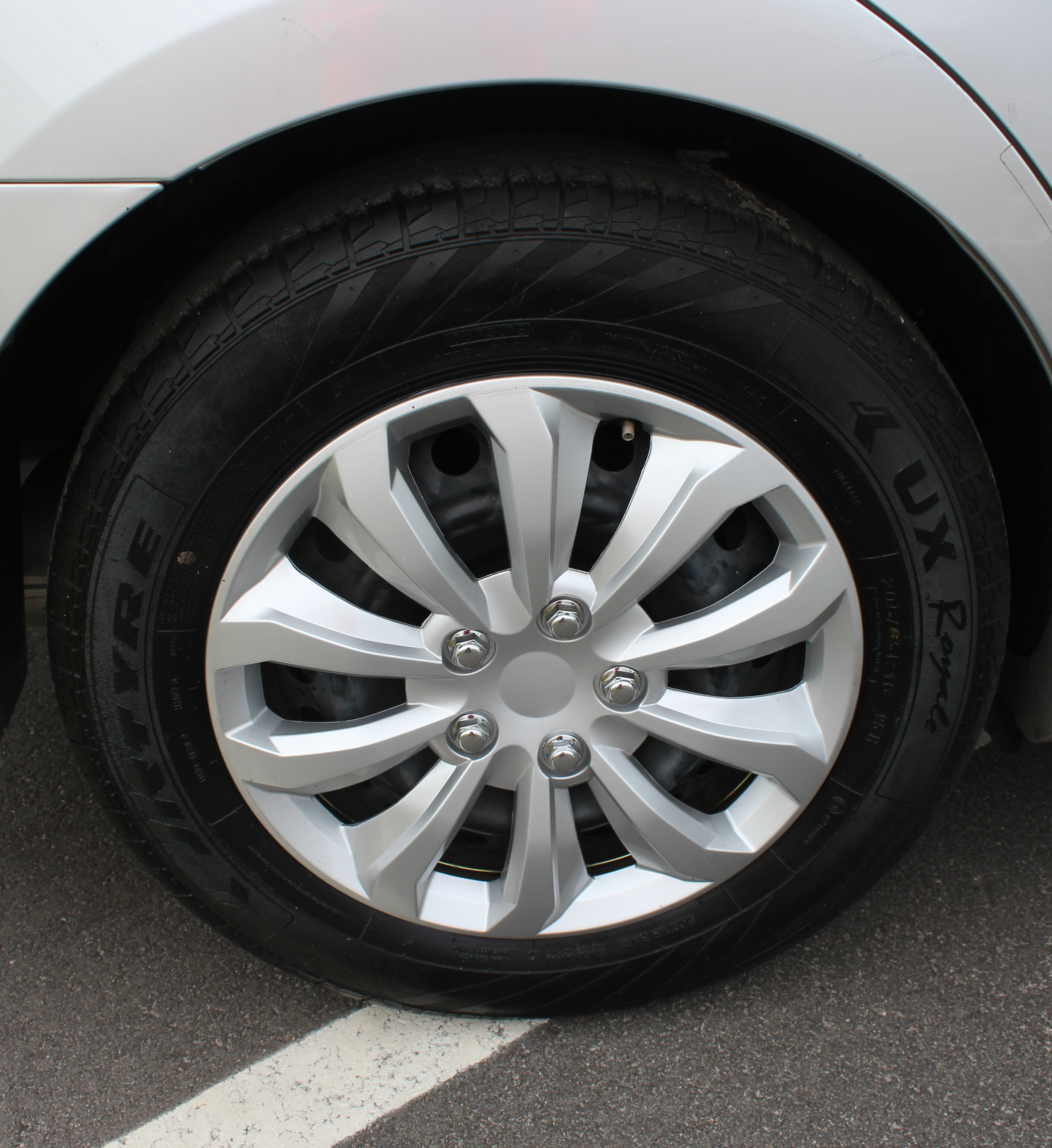 Vehicle image 51 of 52