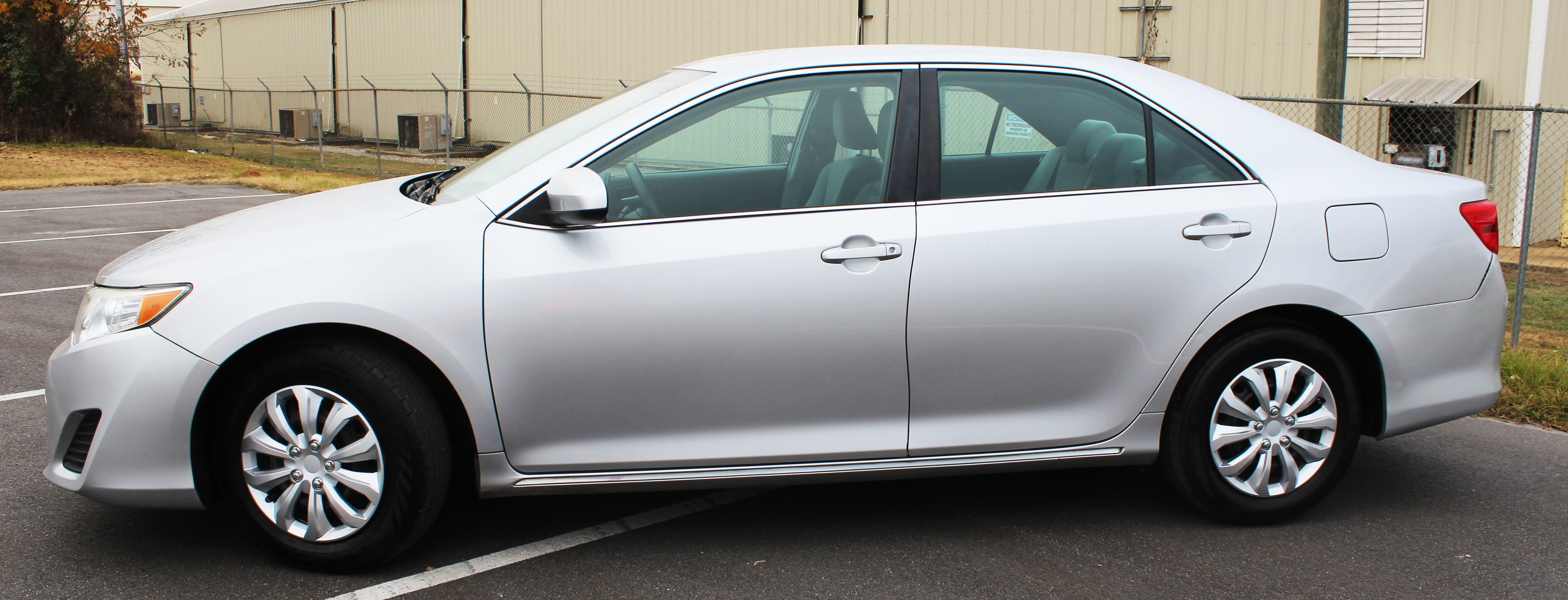 Vehicle image 2 of 52